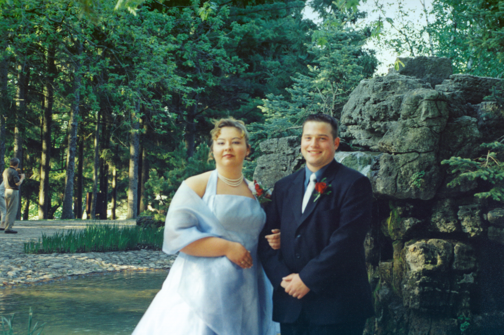 f003.jpg